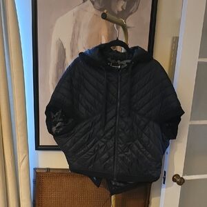 Smartwool Black and Gray Quilted Poncho